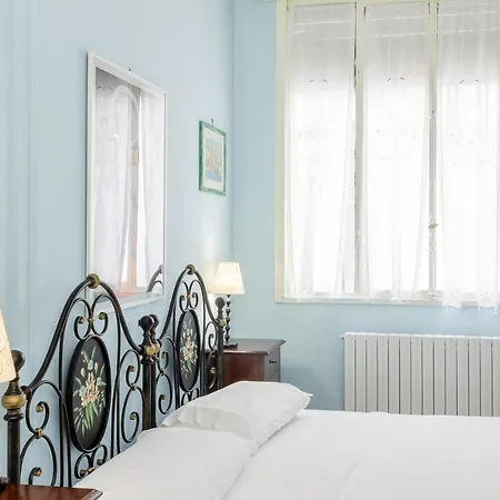 A Casa Di Nonna Rosa Bed and Breakfast 3*